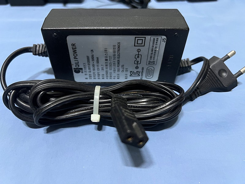 각종 아답타 어댑터 전원케이블 이미지