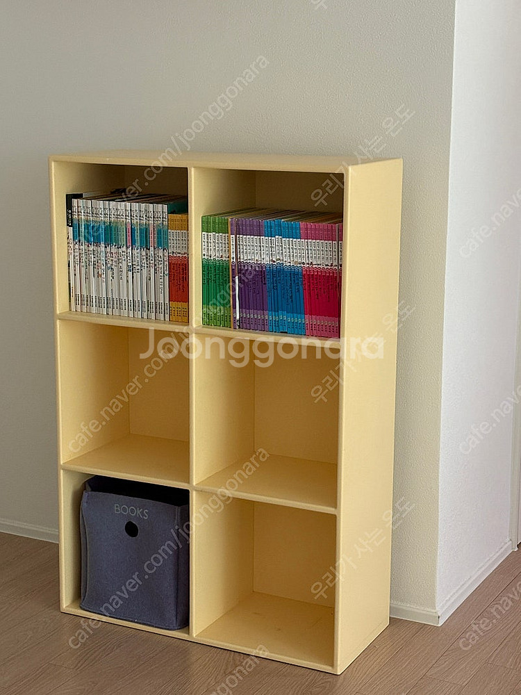 바치포칠드런 책장 판매해요--1