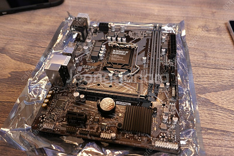 기가바이트 H410M H V3--1