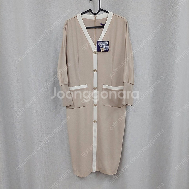 더아이잗컬렉션 니트 배색 롱원피스 새제품--0