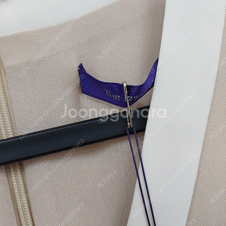 더아이잗컬렉션 니트 배색 롱원피스 새제품--1