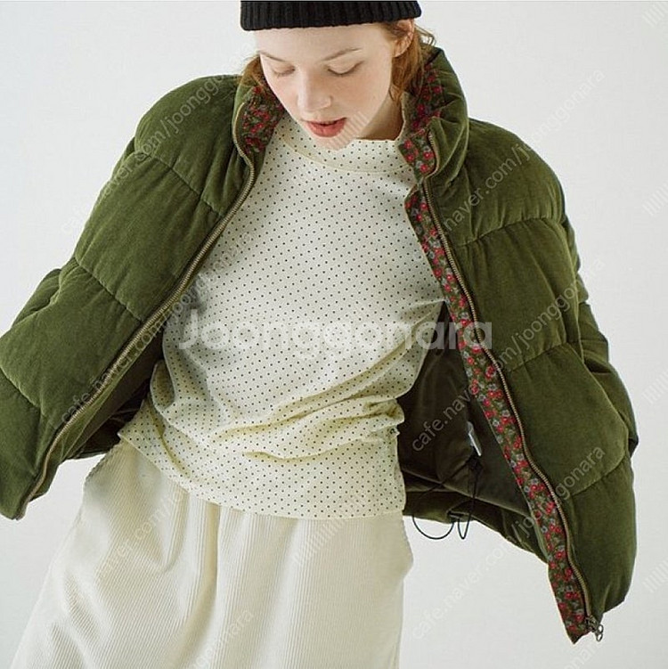 새상품 치키타 코듀로이 점퍼 숏패딩 카키 1사이즈--0