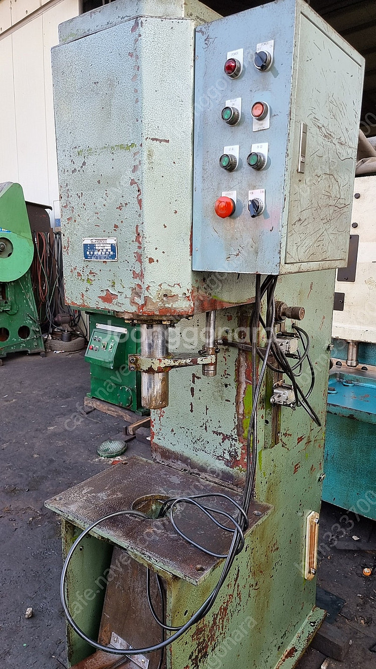 c형 유압프레스 5톤--1