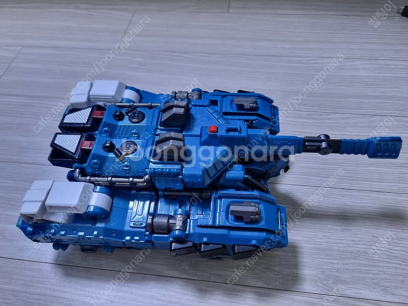 또봇 강철대장군(천하대장군+탱크가이) 판매합니다--2