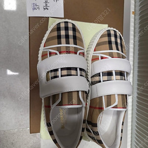 버버리 키즈 신발