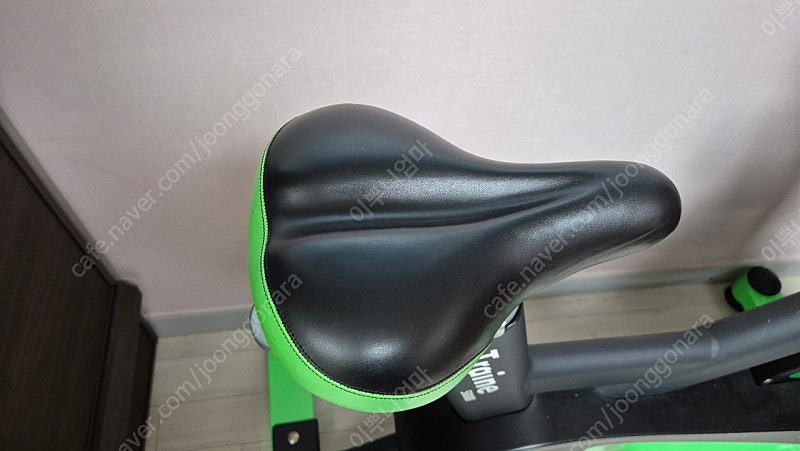 HMC-5008 무소음 스피닝 자전거 이미지