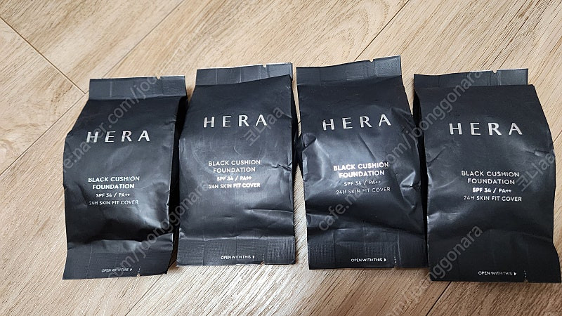 헤라 블랙 쿠션 파운데이션 디럭스 에디션 21N1(본품1+리필2), 미니쿠션--2