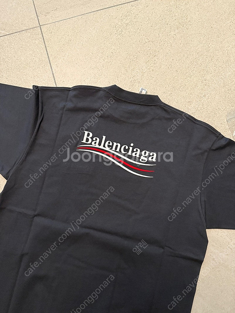 발렌시아가 폴리티컬캠페인로고 웨이브 자수로고 반팔티 다크그레이 오버핏S (대략 105)--5