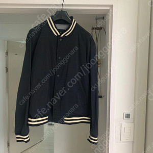 띠어리 23ss 바시티 XL