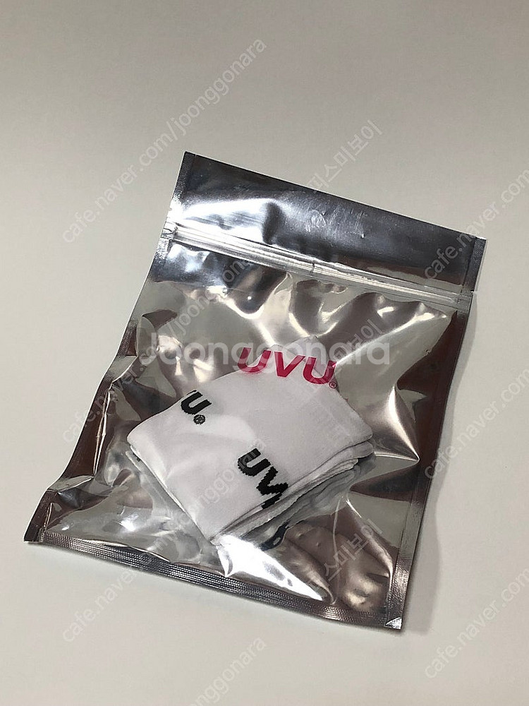 UVU 양말 화이트 L-XL 팝니다--1