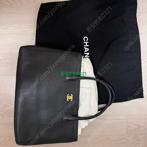샤넬 클래식 캐비어 서프백 금장 (정품!!!!)