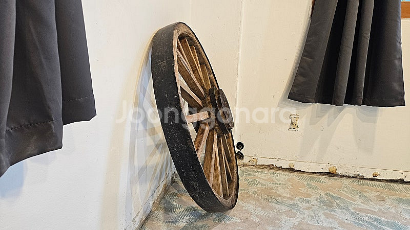 [6차 가격다운] 앤틱 수레바퀴 소품--2