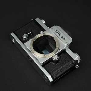 니콘 Nikon F 아폴로 삼각뿔 실버 후기형 바디 판매 (95%~)