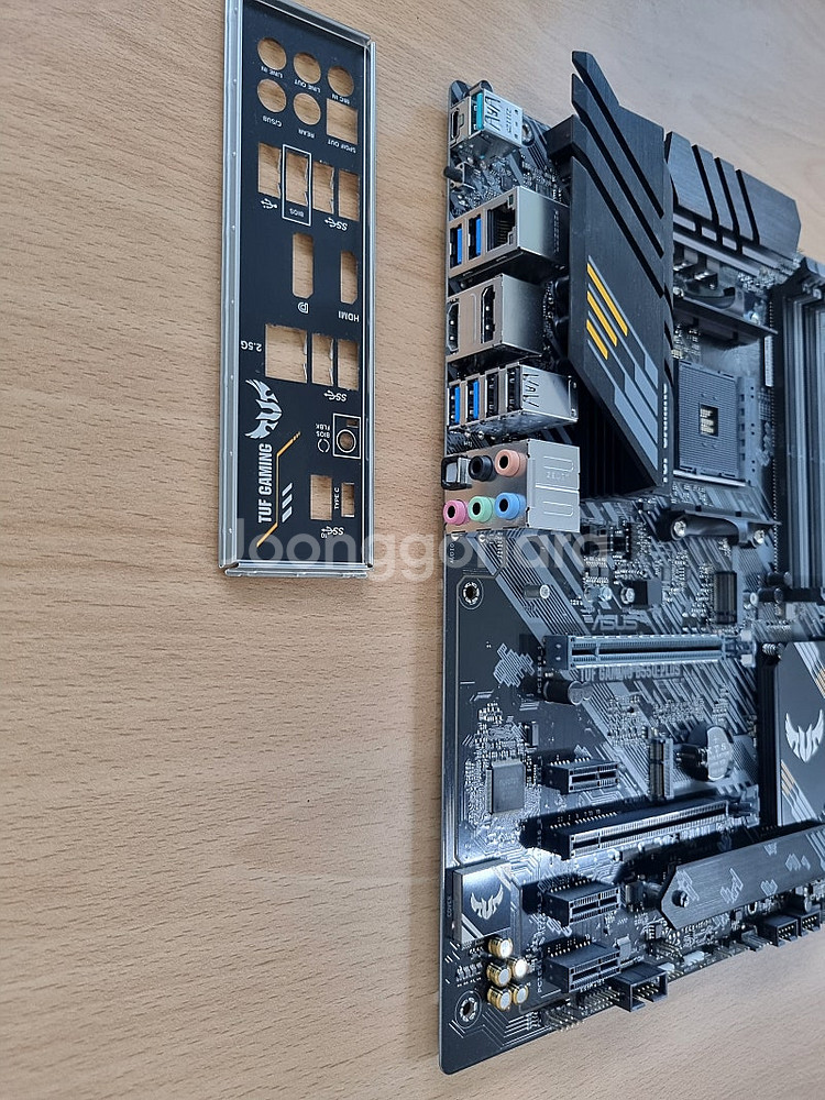 아수스 Tuf Gaming B550 Plus 보드--2