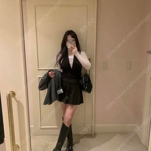 리즈 [15TH] 핀턱 리프 스커트 블랙 xs +5cm 새상품