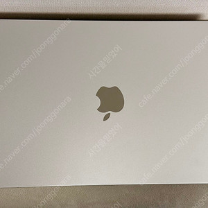 맥북에어 M4 13인치 실버 팝니다 24GB 512GB 영문자판