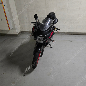 스즈키 gsx-r125 25년식 판매합니다