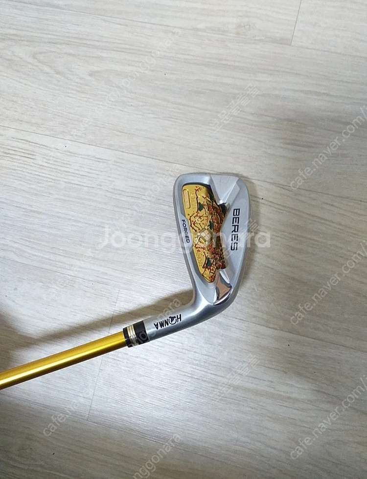 혼마 베레스 3스타 아이주 6번 아이언--0