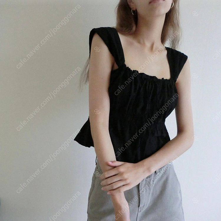 스무드무드 스무스무드 Lesha Shirring Top Black 이미지