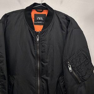 자라 맨즈 클래식 나일론 누빔 MA-1 자켓