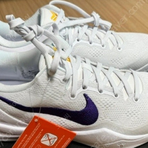 (새상품)코비 8 프로트로 260사이즈