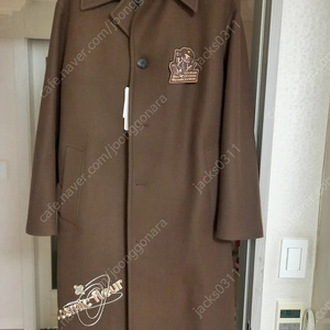 리버클래시코트팝니다