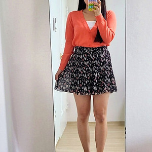 코랄오렌지 니트 숏 가디건+밴딩 플레어 미니스커트 투피스 코디세트