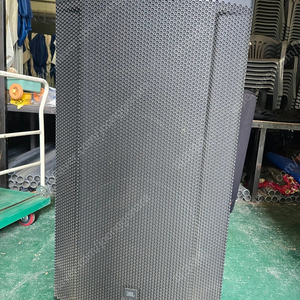 JBL SRX835P 스피커 1통 팝니다.