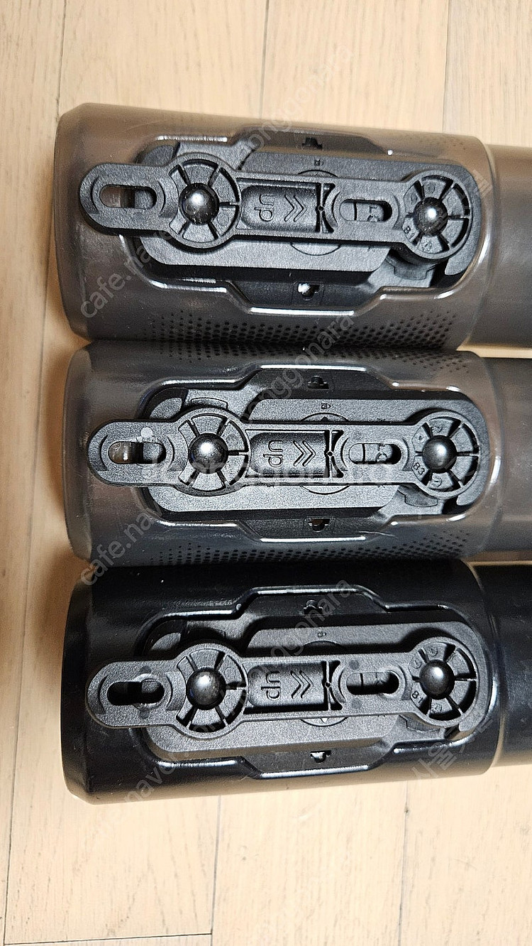 피드락 물통 3개 팝니다--1