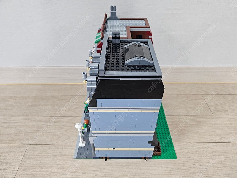 레고 10218 펫샵 조립품 완제품 이미지