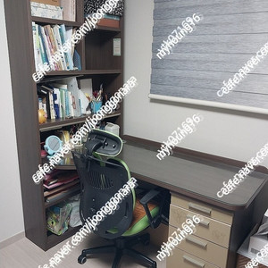 모젠 월넛 3자 오픈 책상, 책장 세트(유리 포함) 팝니다. (6만원)