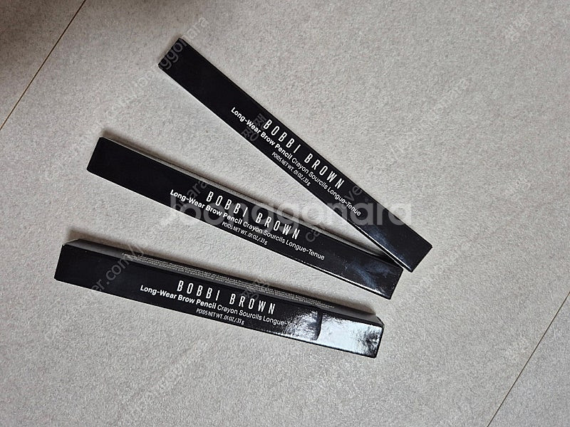 바비브라운 아이브로우 마호가니 색상 새제품--0