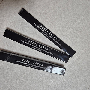 바비브라운 아이브로우 마호가니 색상 새제품