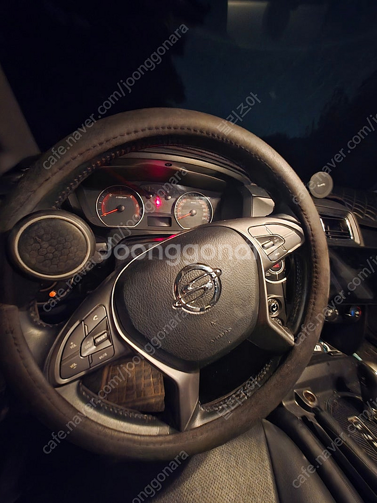코란도스포츠 17년식 75000km--1