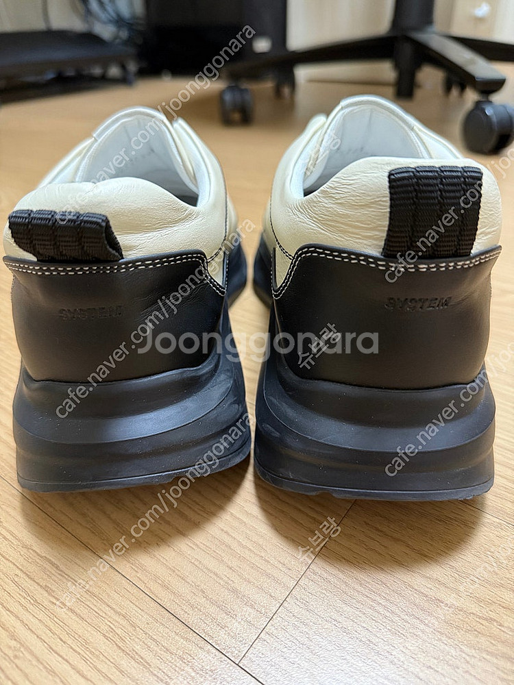 시스템옴므 스니커즈260mm팝니다--4
