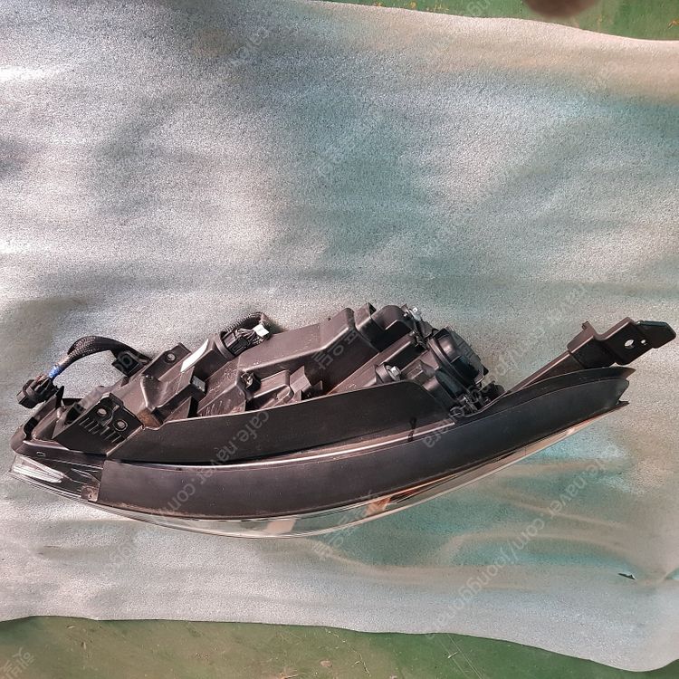 올뉴K7 하이브리드 LED 헤드라이트 팝니다(운전석) 이미지