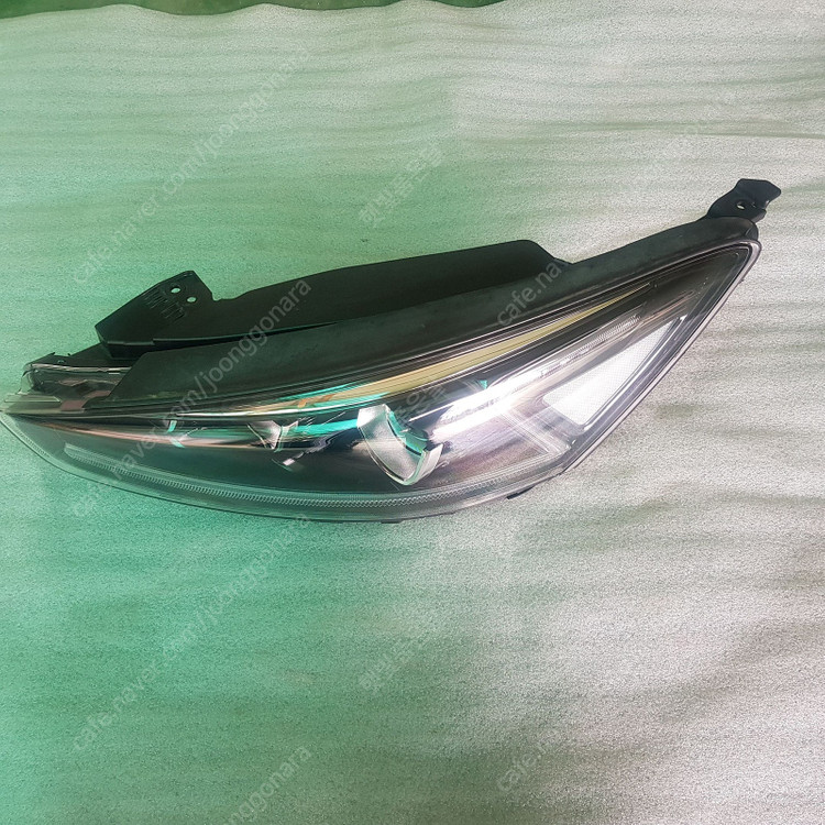 올뉴K7 하이브리드 LED 헤드라이트 팝니다(운전석) 이미지