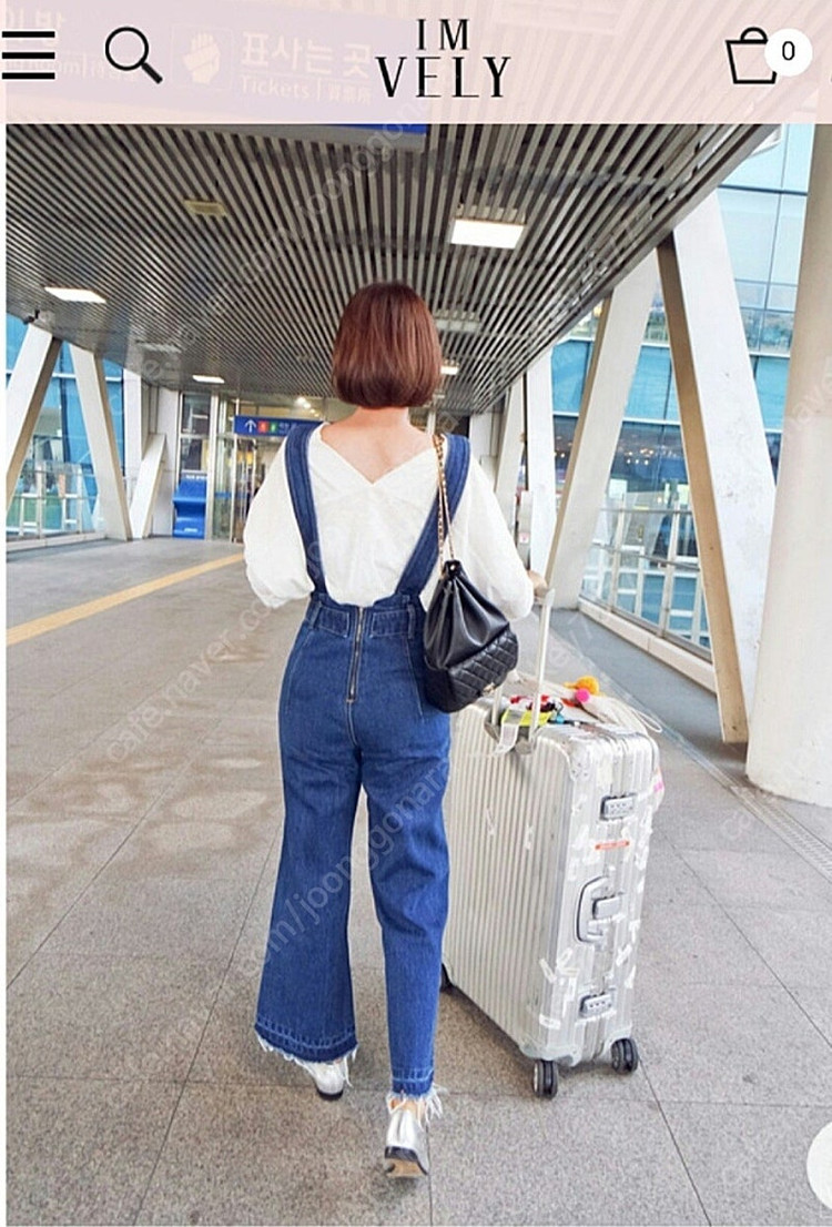 1.임블리 세미부츠컷 데님 멜빵바지 점프수트--7