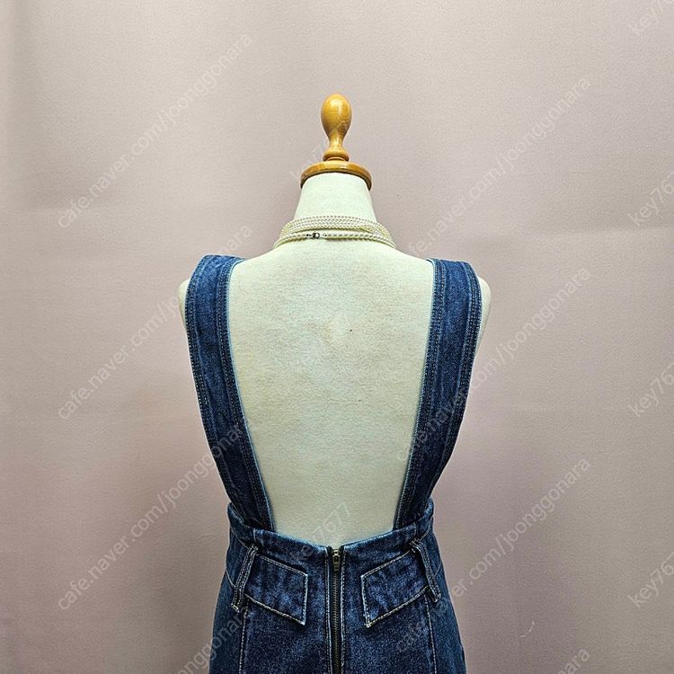 1.임블리 세미부츠컷 데님 멜빵바지 점프수트--8