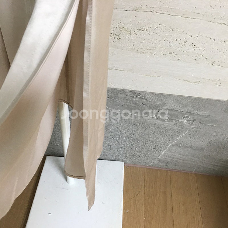 주크 벨티드 새틴 롱 원피스 55--7