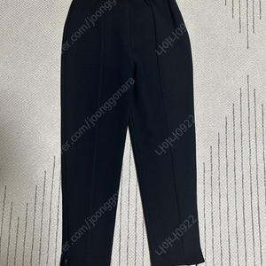 예지스 코스모폴리탄 사브리나팬츠 1