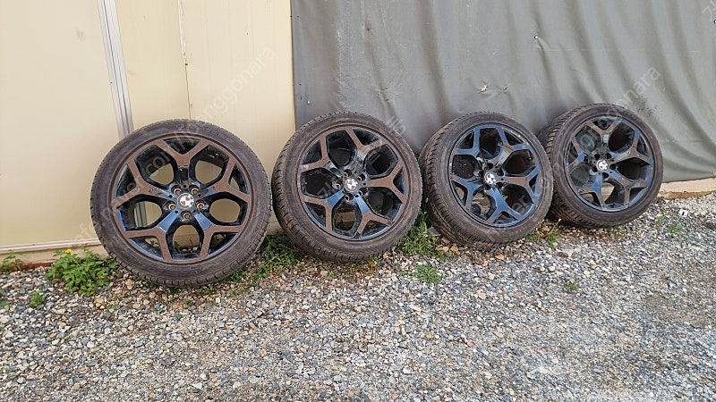 20인치 BMW E71 X6 순정 축구공 블랙 휠타이어 한대분 150만원--0