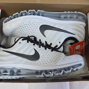 <새상품> 나이키 에어맥스 퓨어플래티넘 280mm (9.8만원)