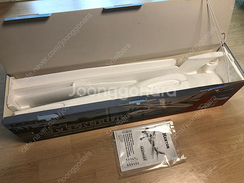 멀티플렉스 멘토 비행기 판매합니다.--2