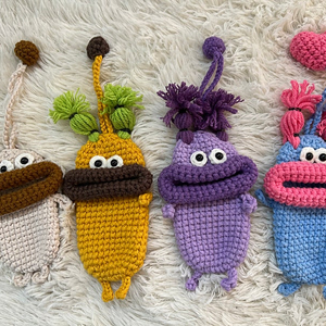 핸드메이드 인형 이어폰 자동차키 보관