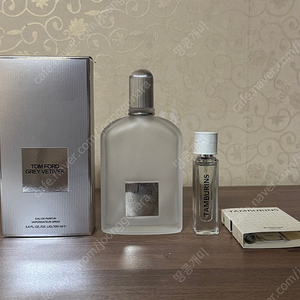 톰포드 그레이베티버100ml+탬버린즈 퍼피 11ml 판매합니다.