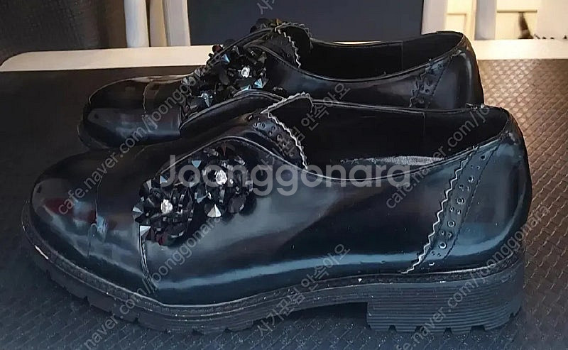 슈콤마보니 여성신발 사이즈 240--0