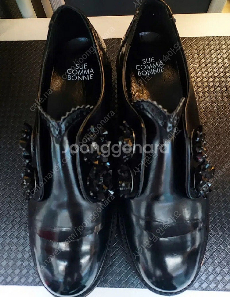 슈콤마보니 여성신발 사이즈 240--3