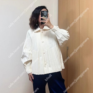 플리츠플리즈 스무스 코트 아이보리 ~