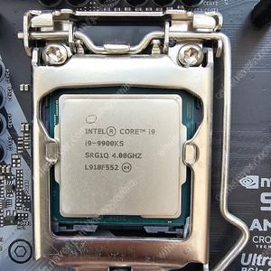 인텔 9900ks / z390 타이치 cpu+보드 일괄